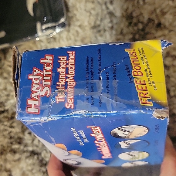 Handy Stitch - Handheld Sewing Machine - Picture 3 of 3